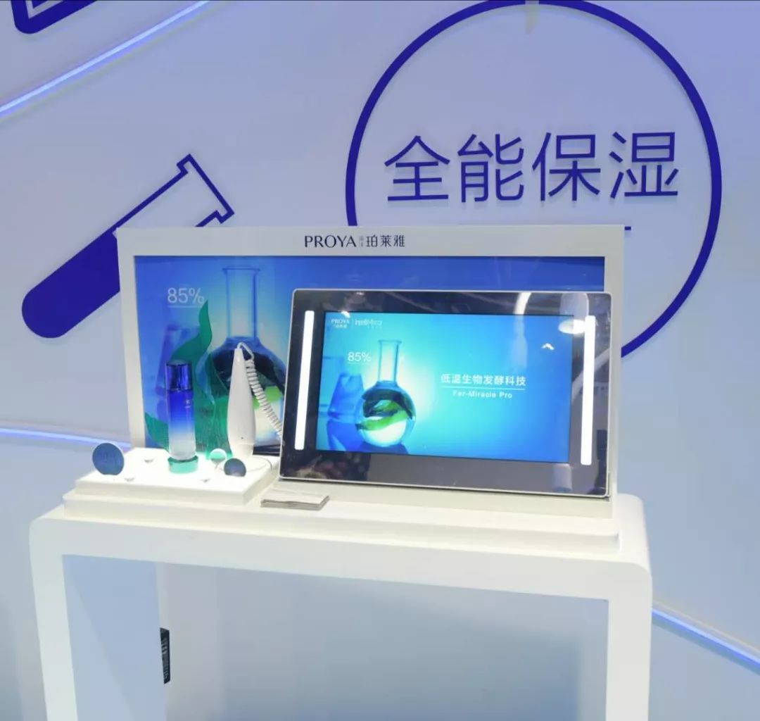 1573114394950993covw.png blob.png