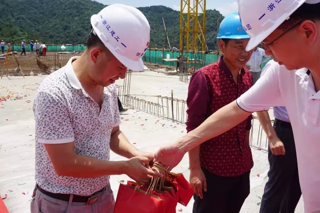 1499765356607093BgeW.jpg 11.webp.jpg